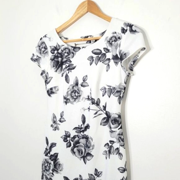 Stork & Babe Rose Floral Sheath Dress Short Sleeve Scoop Maternity Stretch XXS - Picture 2 of 9